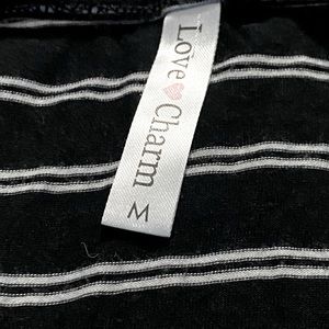 Love charm, cinch up black top
